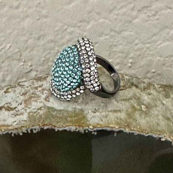Walid Akkad Blue & White Pave Dome Cocktail Statement Ring - Picture 5 of 11